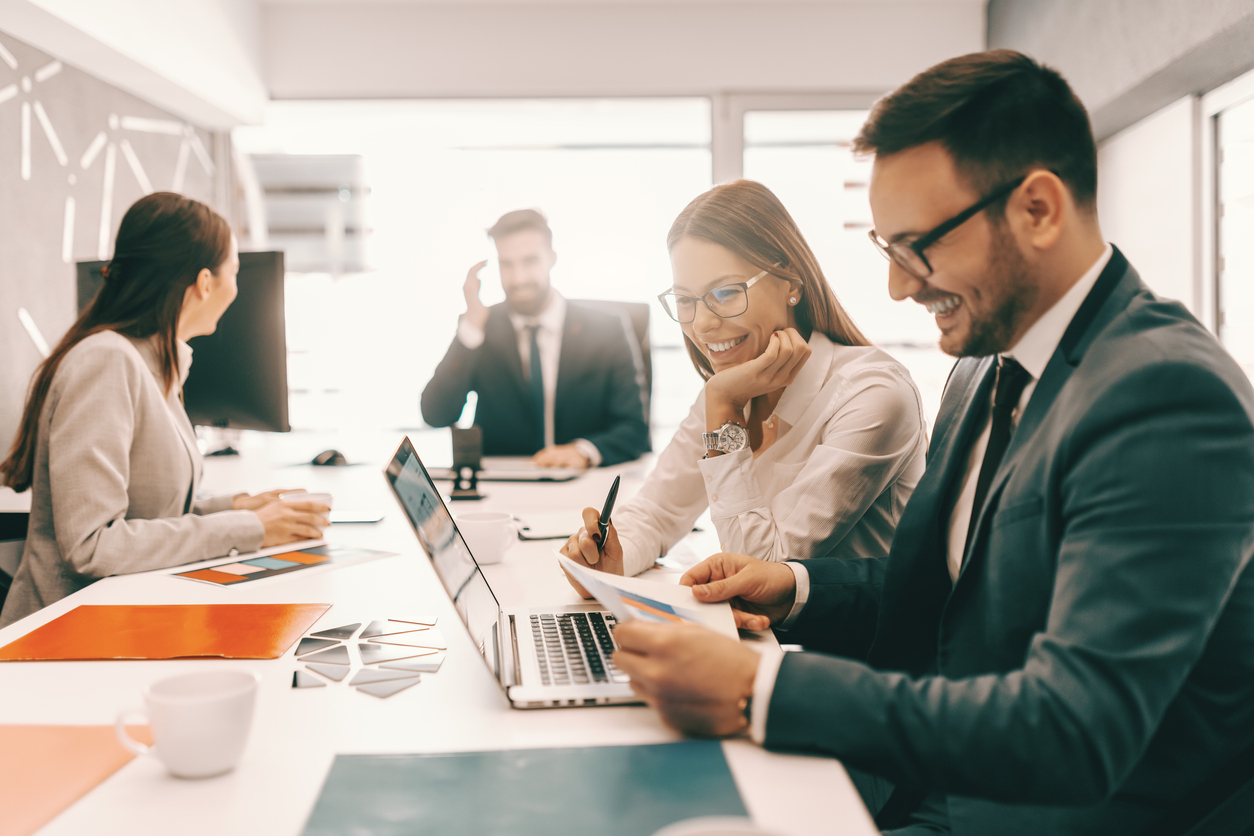 Mejora tu presencia con la agencia google my business España para negocios locales